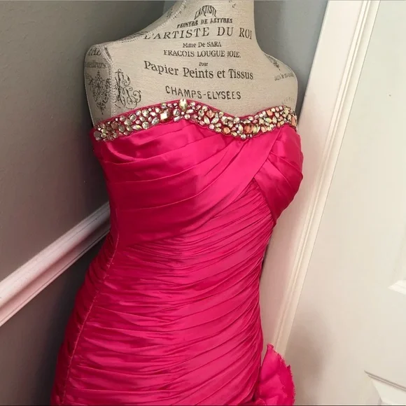 NEW ALYCE DESIGNS SZ 6 HOT PINK SATIN BEAD HIGH LOW FORMAL EVENING GOWN